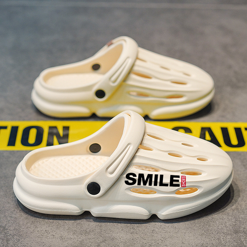 Zapatos con agujeros para hombres 2025 nuevo verano transpirable casual dos capas suela gruesa resistente al desgaste ligero pisando la mierda para estudiantes