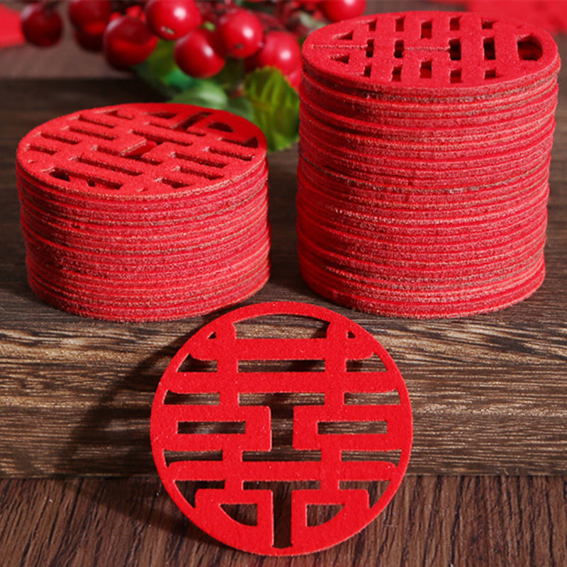 Alegría no tejida decoración de la boda tiro a mano feliz plato de fruta decoración Xi carácter escaleras Mini pequeños palillos boda cama diseño