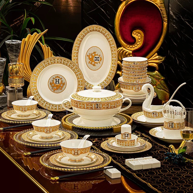 Wholesale Jingdezhen Ceramic Ware, Bone China Dinnerware Set, Bowls and Plates, H Mosaic European Style with Gold Rim, for Home Use and Gift Giving Wholesale Jingdezhen Ceramic Ware, Bone China Dinnerware Set, Bowls and Plates, H Mosaic European Style with Gold Rim, for Home Use and Gift Giving