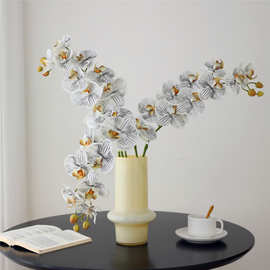 高品质蝴蝶兰仿真花胶片手感兰花假花轻奢ins风2024餐桌新款摆件