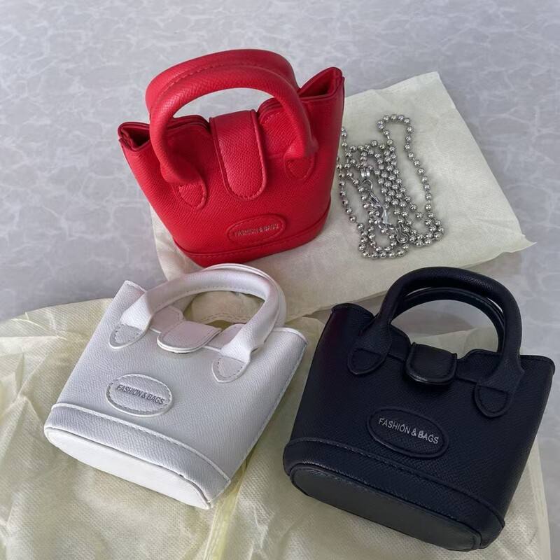 Clear Stock Link ♬ 2025 Niche Designer Crossbody Bag Single Shoulder Fashion Personalized Mini Women's Bag