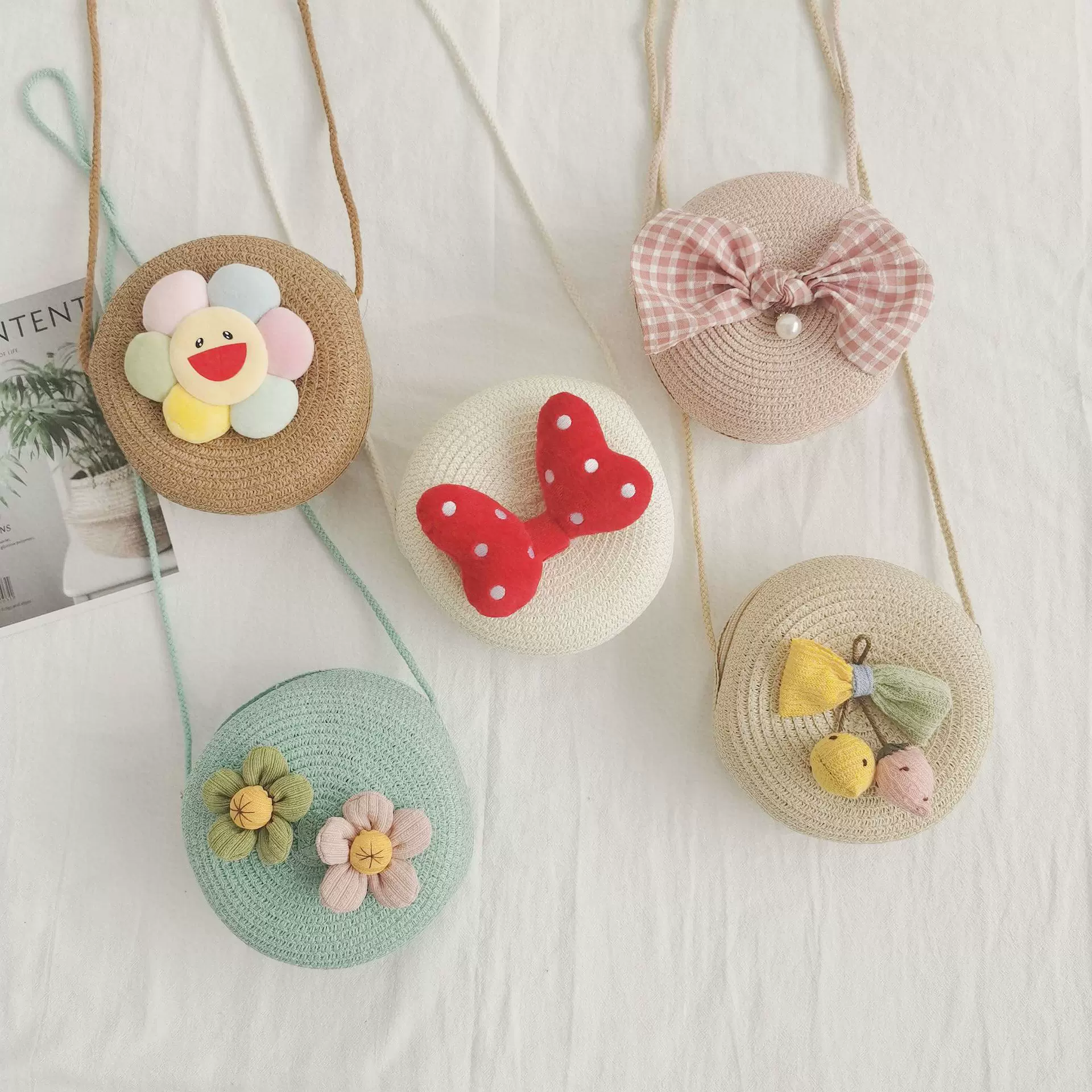 新款儿童草编包包小女孩可爱斜跨圆包公主潮时尚单肩包厂家直销