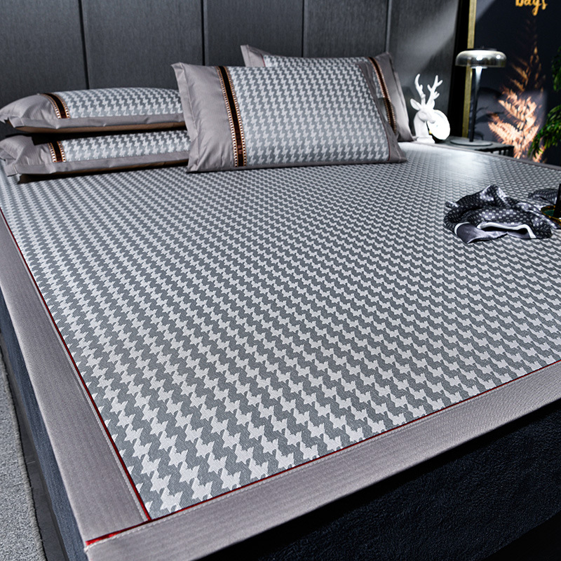 Class a Summer Ice Silk Cooling Mat, Rattan Mat, Antibacterial Summer Soft Mat, Washable Bamboo Mat, Suitable for Children and Infants