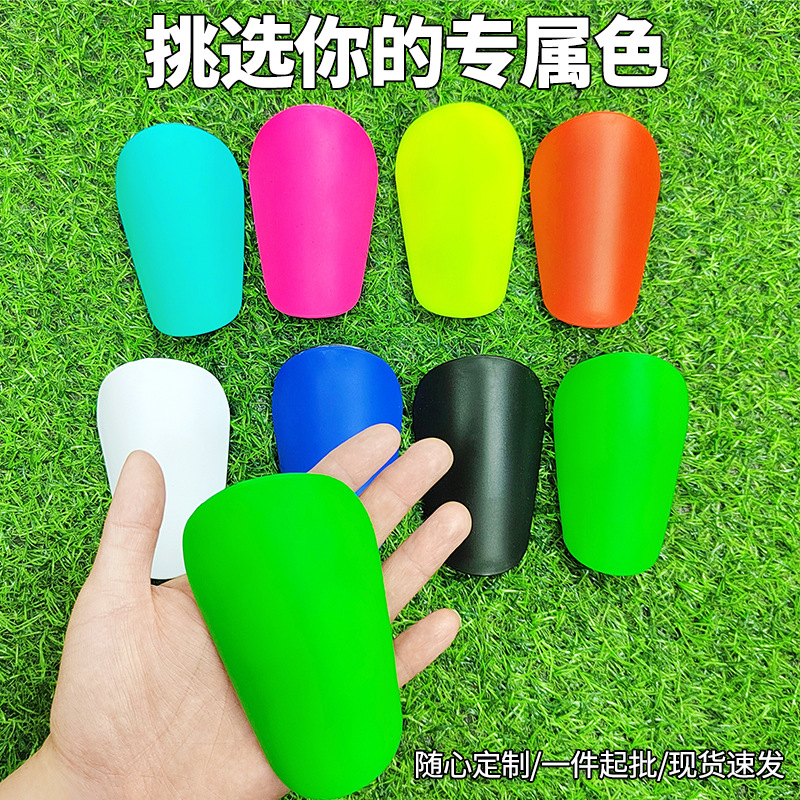 Cross-border mini football shin guards, adult calf guards, insert-type protective gear for children, mini custom sports protection gear