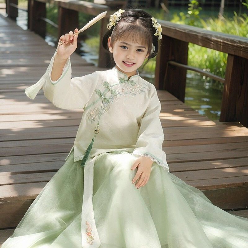 女の子の古代スタイルの刺繍スーツスカート 2025 新しい夏の女の子の新しい中国風の漢服ガーゼスカート 2 点セット子供唐スーツ|undefined