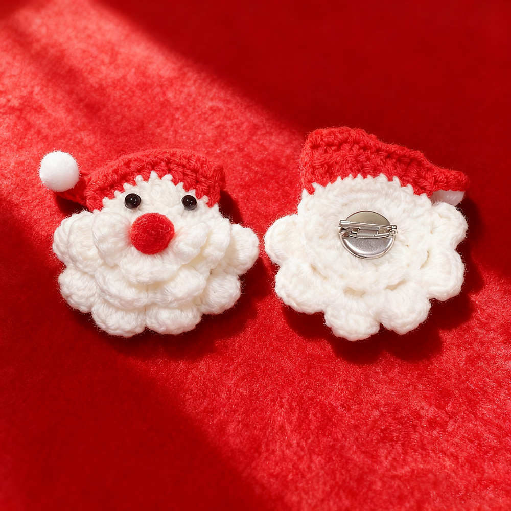 Handmade Knitted Santa Claus Brooch Christmas Ornament Gift_voghion.com