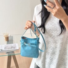 2026 韩系小众设计斜挎包 跨境潮流质感洋气女士通勤单肩手机包