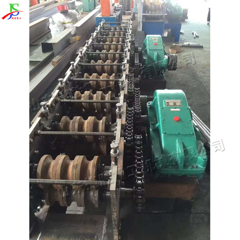 Construcción de tuberías redondas equipos de tuberías cuadradas tuberías de acero desechadas máquina de rodadura cuadrada tuberías de andamios viejos máquina de rodadura cuadrada