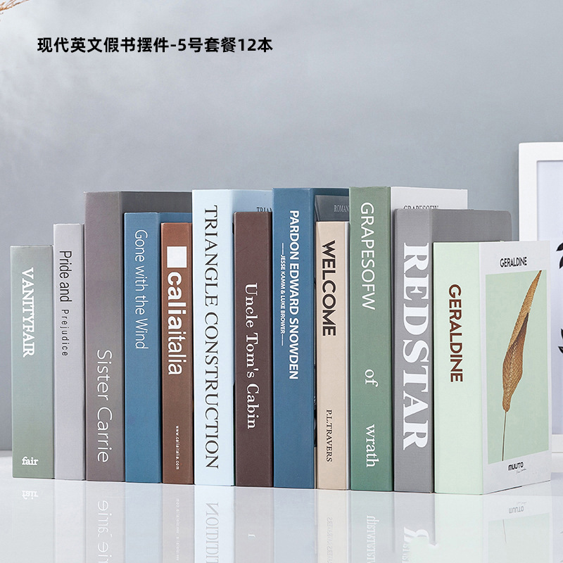 リビングルームの置物は軽くて豪華で高級な雰囲気のお酒棚の装飾品です。