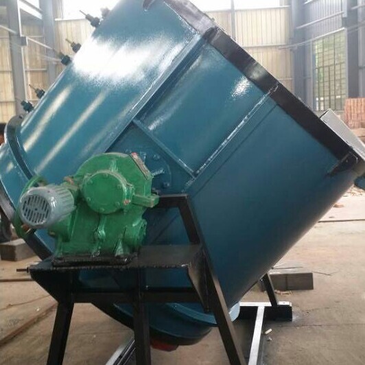 真空炉，真空井式氮化炉，淬火，回火  退火，保修一年