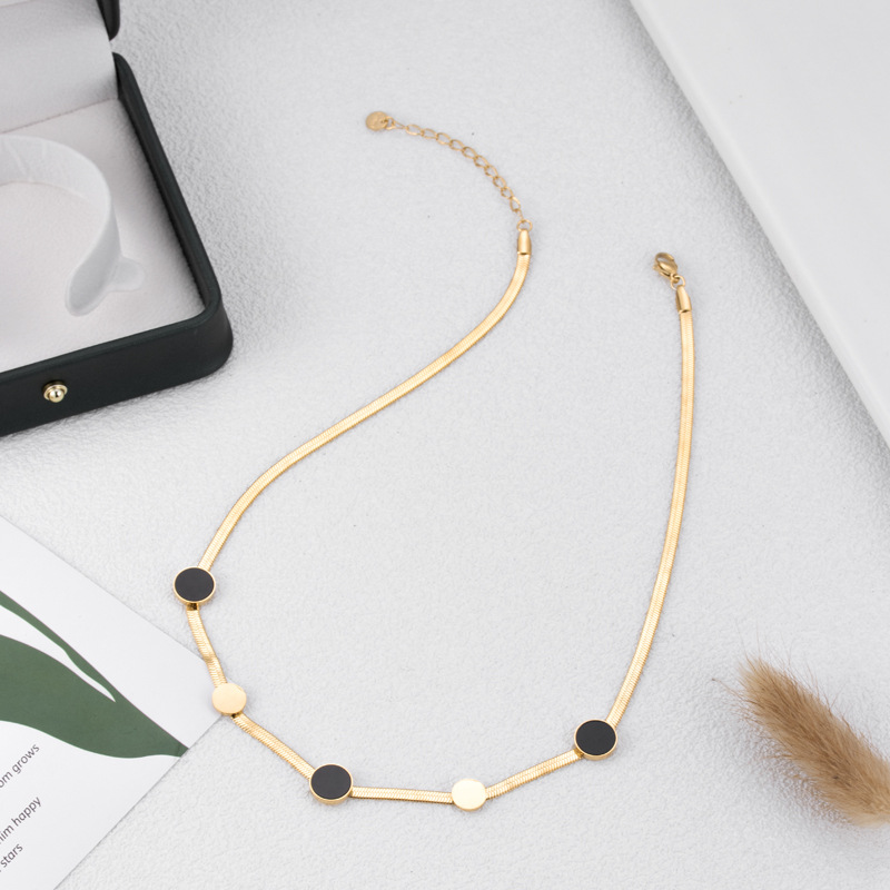 Fashionable glossy brand small design white necklace stainless steel