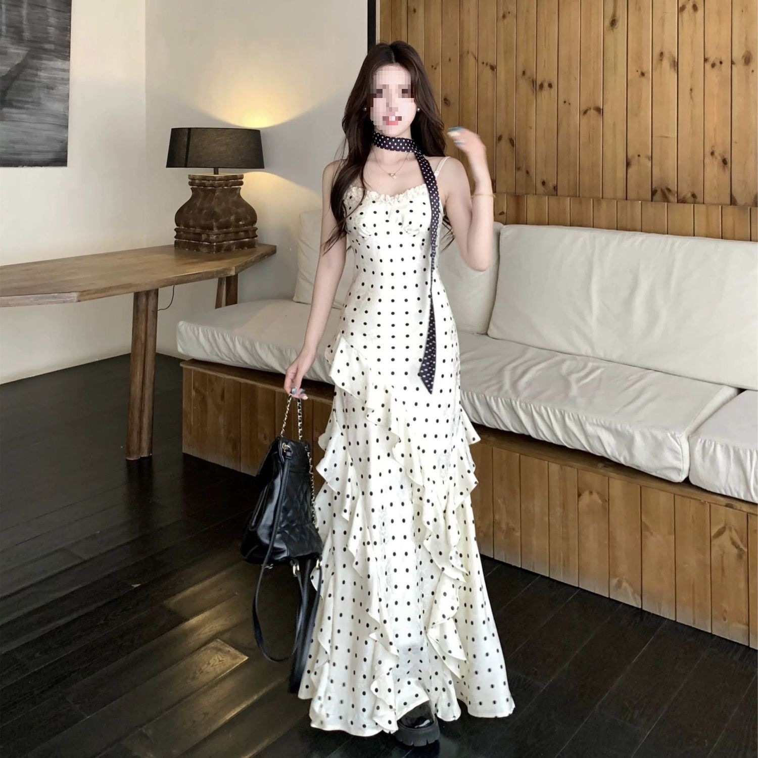 Váy trắng gạo