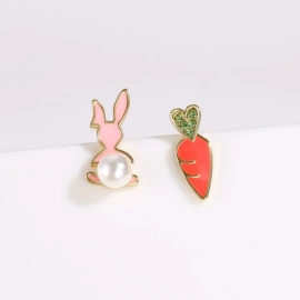 耳环;项链;手镯