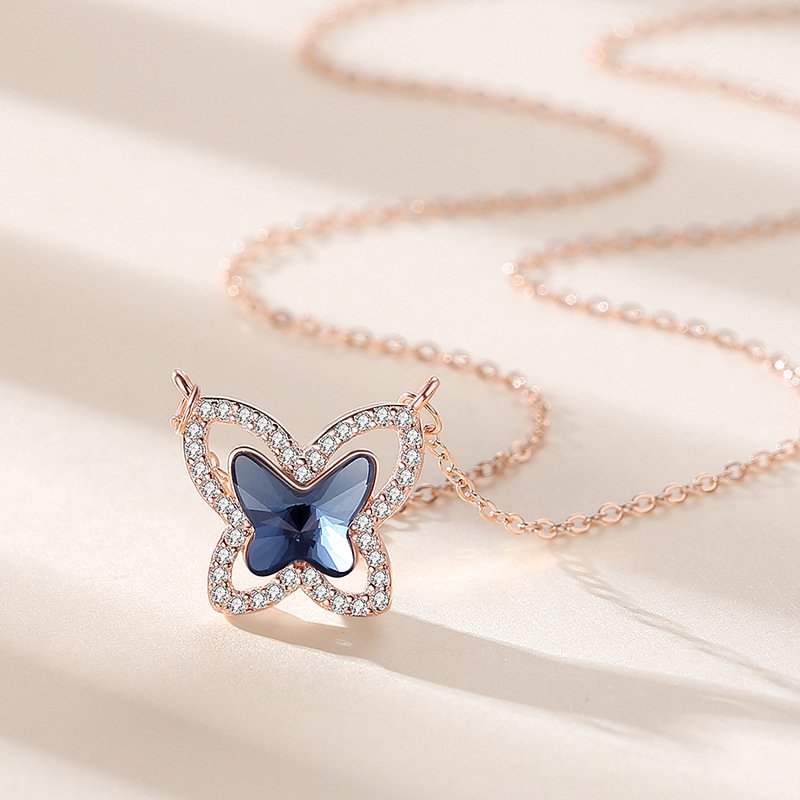 S925 Collar de plata esterlina Colgante de mariposa Cristal europeo y americano Cadena de clavícula simple y versátil Joyas de red para mujer