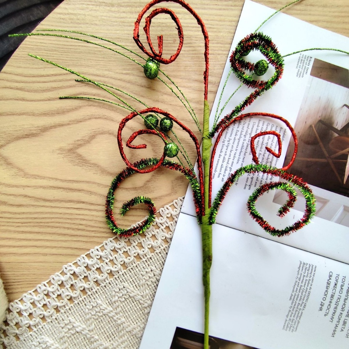 Fabricantes transfronterizos directos polvo de oro caramelo de Navidad rotativo decoración de flores oro rosa verde twist stick caramelo inserto