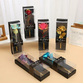 玻璃工艺品;场地布置道具;鲜花花艺制品