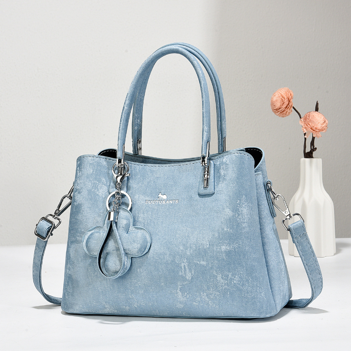 Bolso femenino transfronterizo 2025 nuevo estilo de moda europea y americana retro bolso de mensajero de hombro al por mayor