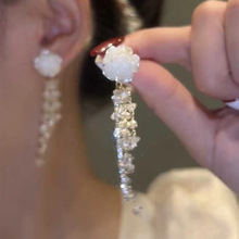 2023�ļ��͹ŷ�ʽС���Lɽ�軨���K�L����|���p�ݶ��h����Ů