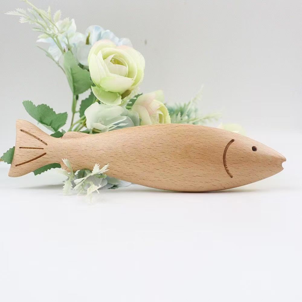 Caricatura creativa encantadora buena suerte oración pez haya tallado timbre de puerta puerta de entrada de madera peces colgante regalos de decoración de madera maciza