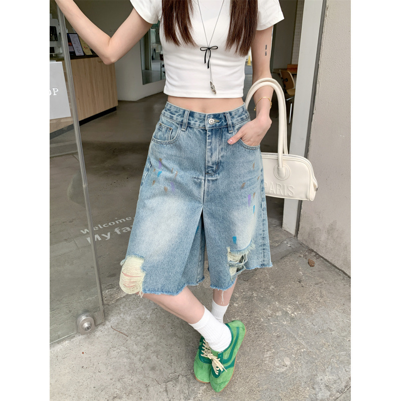American Retro Style Ripped Denim Shorts for Women, New Summer High-Waisted Wide-Leg Distressed Washed Splatter Graffiti Mid-Length Shorts American Retro Style Ripped Denim Shorts for Women, New Summer High-Waisted Wide-Leg Distressed Washed Splatter Graffiti Mid-Length Shorts