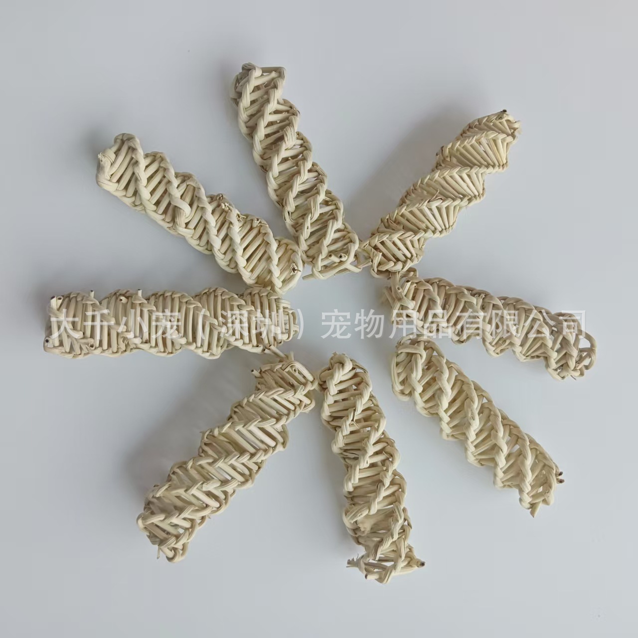 Factory Direct Supply Parrot Toy Accessories Rattan Spiral Stick Birdcage Accessories Bite Toy