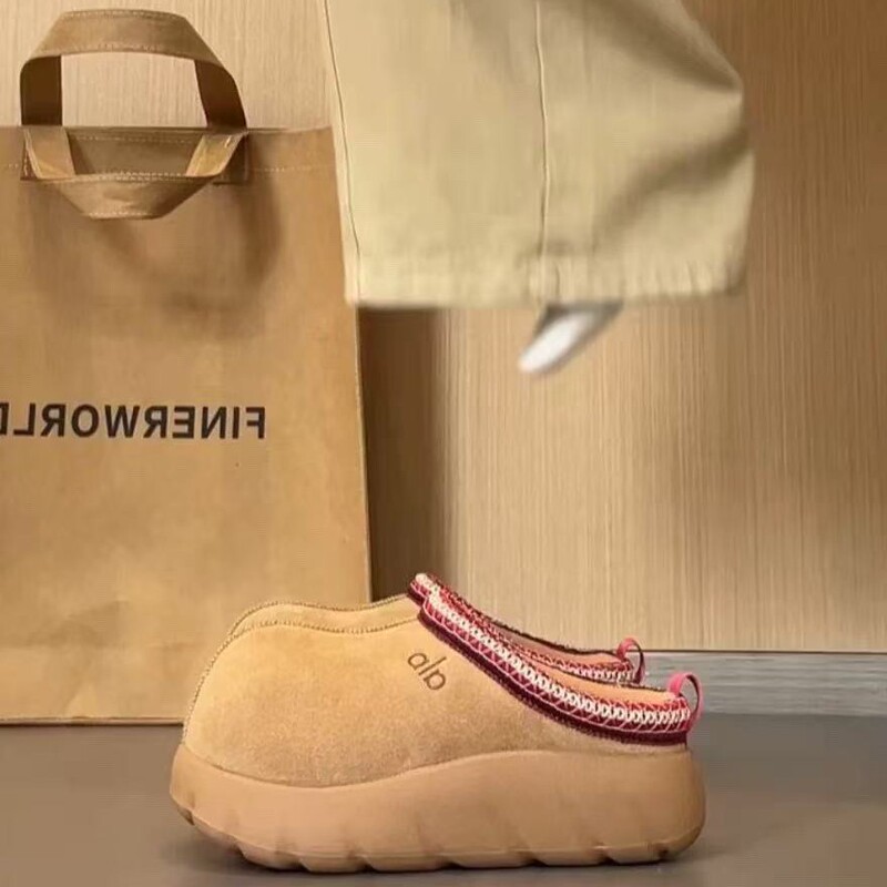 Thick-Soled Ethnic Style Wool Half-Slippers for Women, 2026 Spring New Style, Fleece-Lined Warm Mules, Thickened Snow Boots