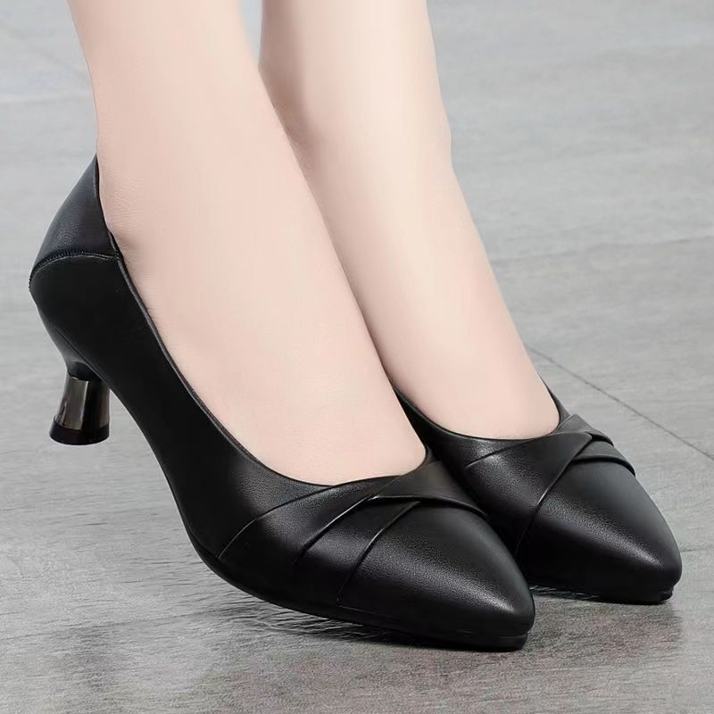 “mom shoes”