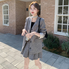 实拍蕾丝飘带休闲西装外套女套装秋新款气质V领西服百褶A字短裙