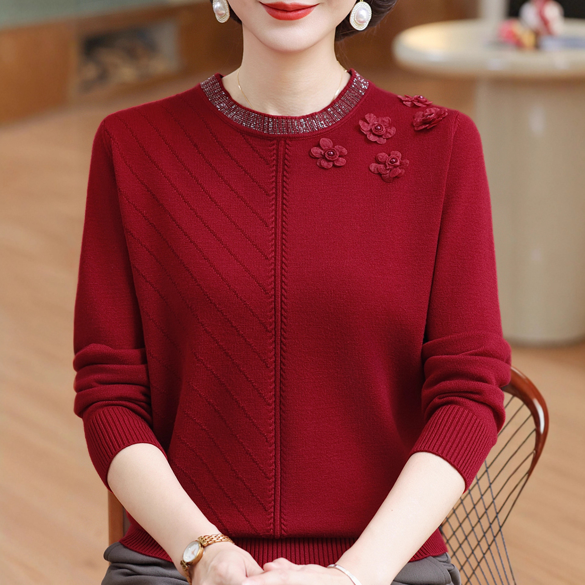 洋气妈妈长袖针织打底衫女装2025年秋冬季新款老年毛衣薄款上衣服