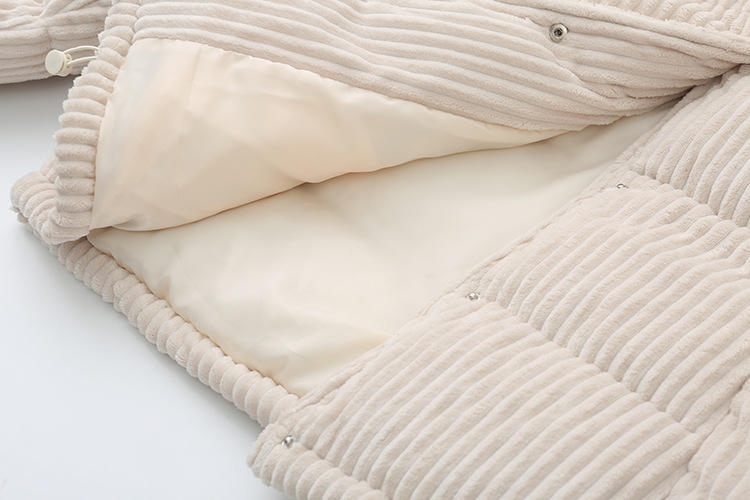 Giacca corta e larga in cotone caldo alla moda autunno e inverno 2024 in velluto a coste F823129_voghion.com