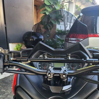 XMAX 300 competitive windshield | Motorcycle front windshield