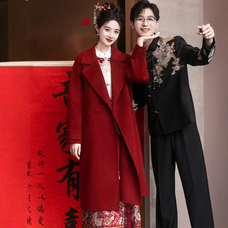 Red Coat Bride Can Wear Daily Wedding Woolen Coat High-End Engagement Dress with Mamian Skirt Red Coat Bride Can Wear Daily Wedding Woolen Coat High-End Engagement Dress with Mamian Skirt