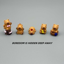 现货秒发微景观摆件创意可爱卡皮巴拉水豚公仔手办树脂工艺品汽车