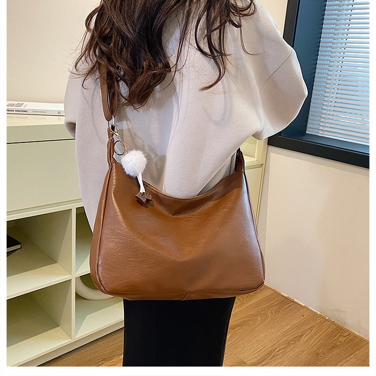 Simple and large-capacity bag for women, 2024 new style, fashionable and versatile casual single-shoulder bag, student commuting crossbody tote bag undefined