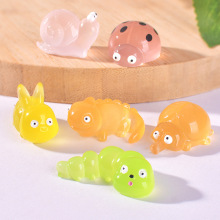 新款微景观可爱夜光小动物毛毛虫瓢虫蜗牛园艺造景办公室桌面摆件