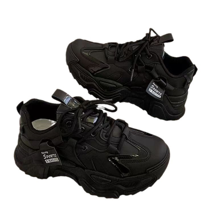 Ins zapatos coreanos para mujeres primavera y otoño 2026 nuevo estilo de red red versátil transpirable red con suela gruesa zapatillas deportivas casuales