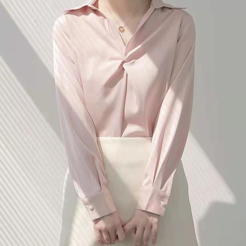 Pink drapey shirt for women with a niche design, light and mature petite Hong Kong style satin ins style top