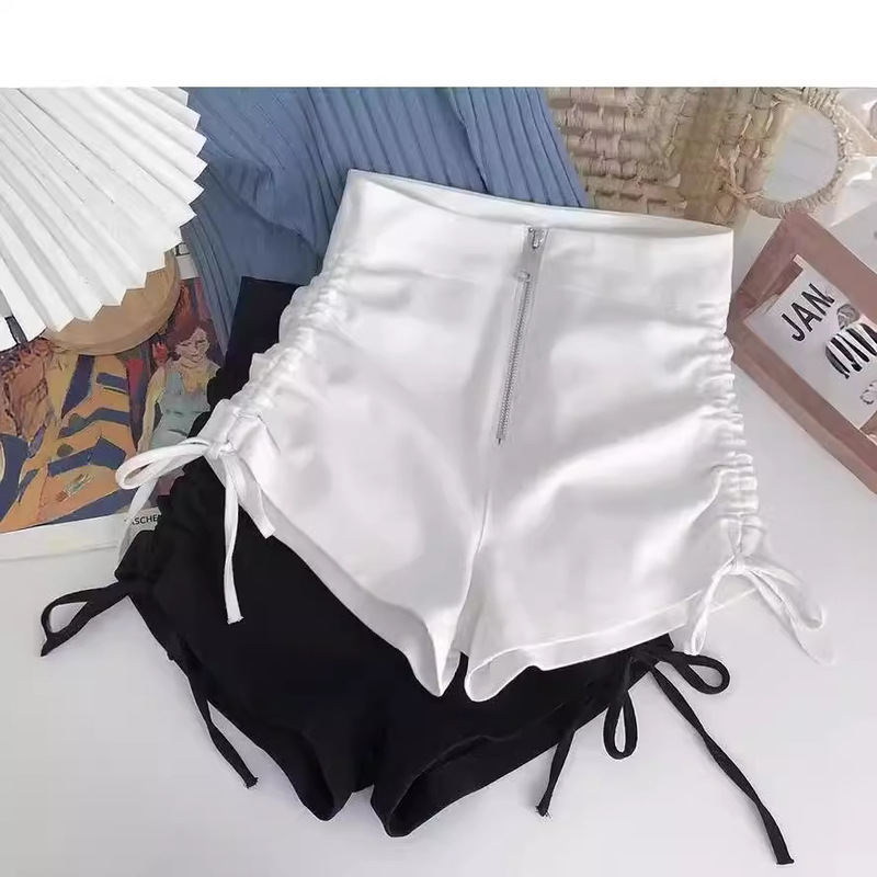 High-Waisted Black Jazz Dance Shorts for Women, with Drawstrings on Both Sides, Suitable for Outerwear High-Waisted Black Jazz Dance Shorts for Women, with Drawstrings on Both Sides, Suitable for Outerwear