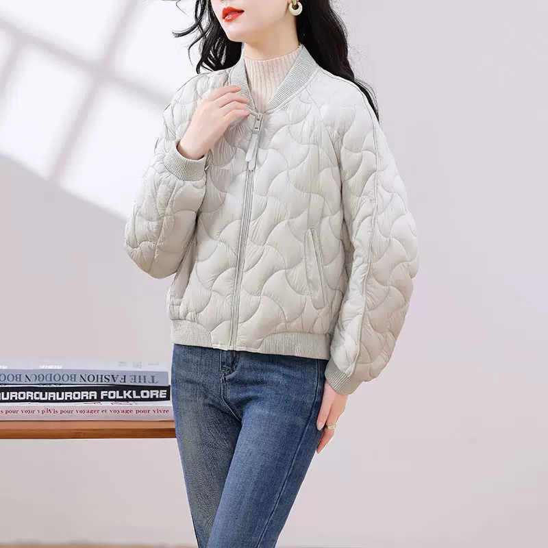 2025秋冬新款轻薄羽绒服女小个子休闲百搭短款立领白鸭绒保暖外套