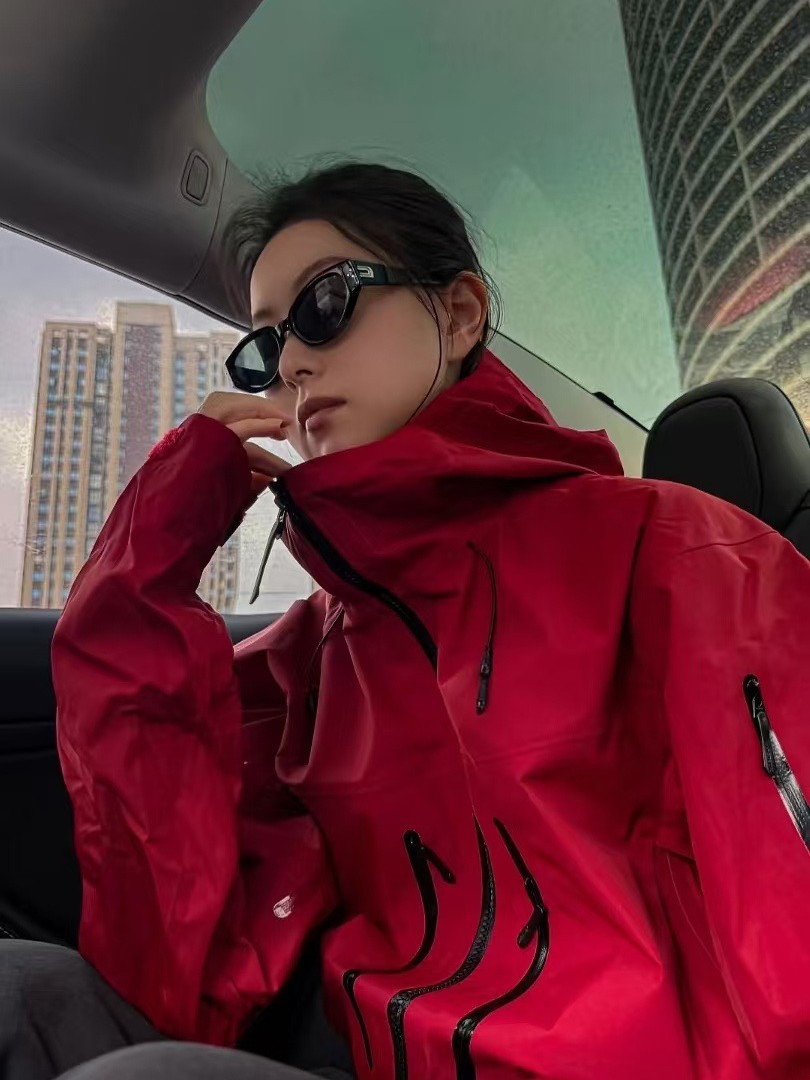 Comercio exterior de alta gama selección sv7 generación al aire libre transpirable hombre y mujer con capuchón logotipo de ropa de asalto impermeable