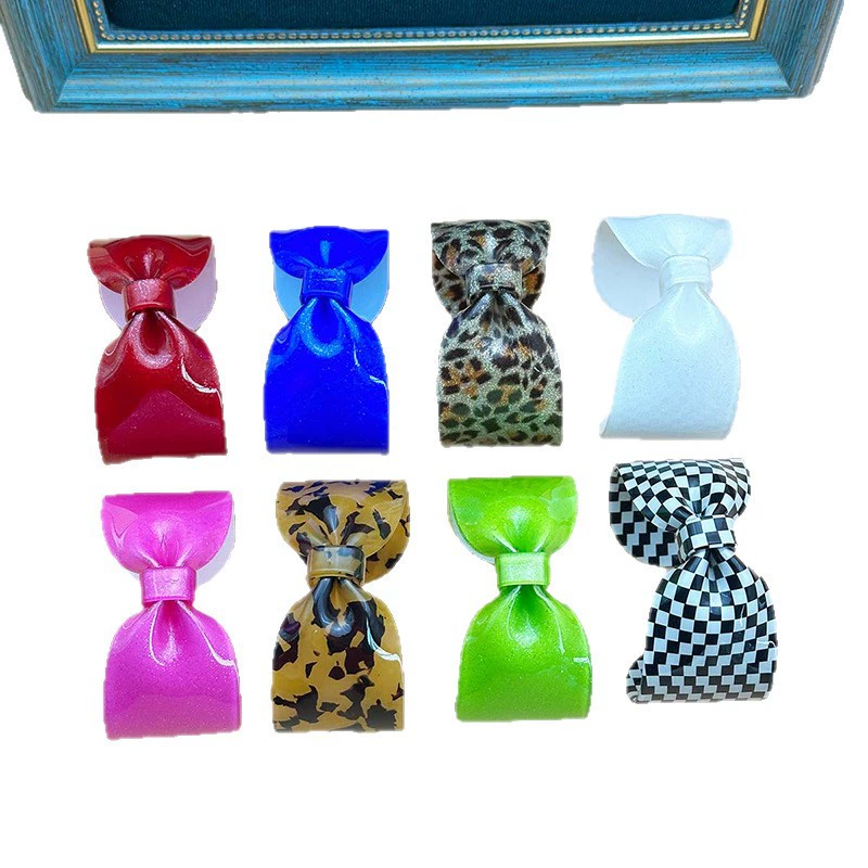 Shiny acrylic bracelet with bow, European style