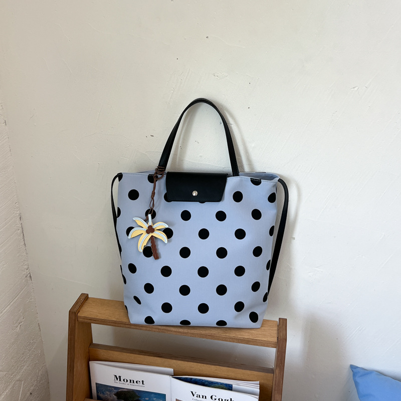 Bolsa de gran capacidad para viajar mujeres 2026 verano nuevo estilo coreano Zhong wave punto tote bag casual simple mochila image 8