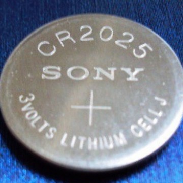 一级代理 日本原装进口SONY纽扣式电池 CR2050 汽车摇控钥匙电池