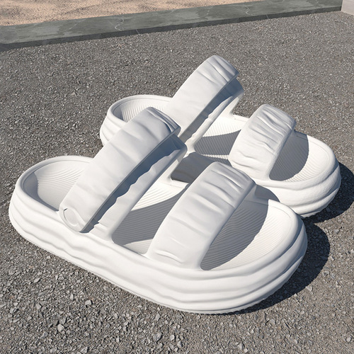 Sandals and slippers for women with good looks and versatile internet celebrity light luxury style outer wear internet celebrity one shoe two wear non-slip trendy beach slippers