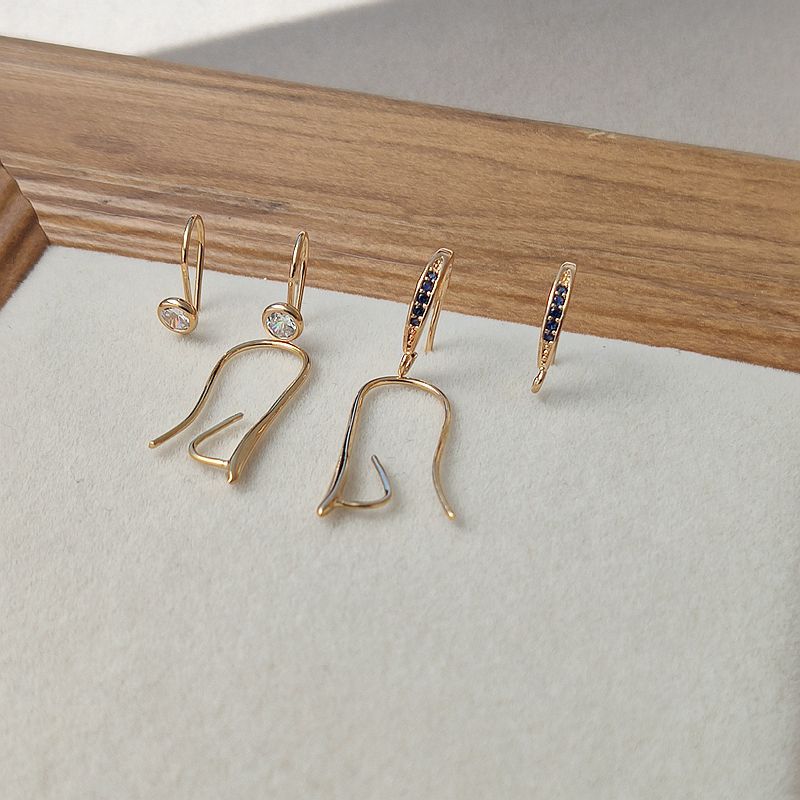 Copper earrings with zircon handmade