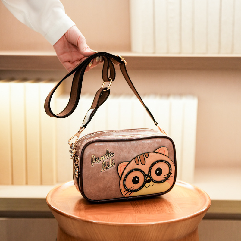 2026 nuevo lindo bolso cuadrado de dibujos animados bolso de mujer bolso de moda bolso de teléfono móvil bolso de hombro bolso pequeño