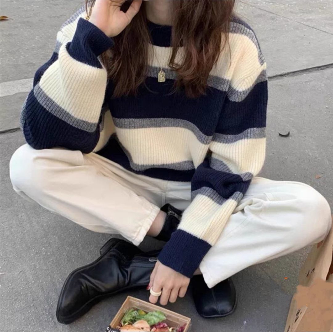 Korean loose contrasting striped pullover for women, 2023 autumn and winter new collection, lazy style, worn outside,_voghion.com