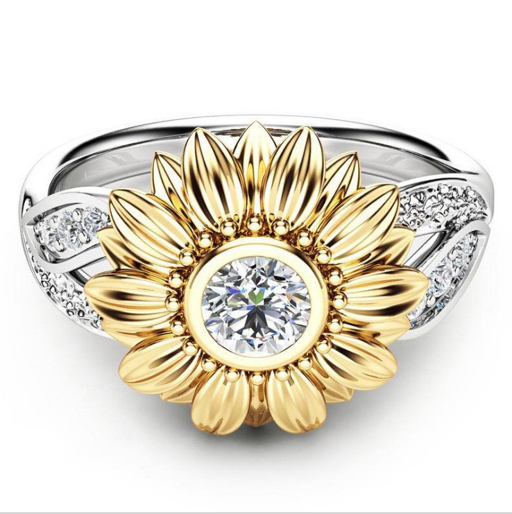 Fashionable ring with stone with zircon