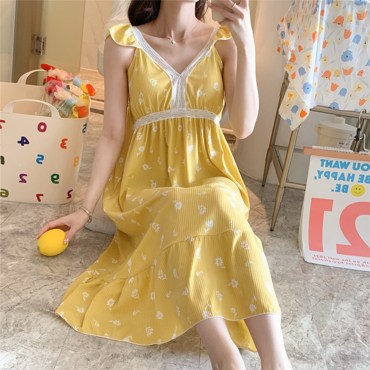 Comercio exterior al por mayor de verano estilo coreano dulce sexy con almohadilla en el pecho correa de longitud media camisón niña pijamas de encaje