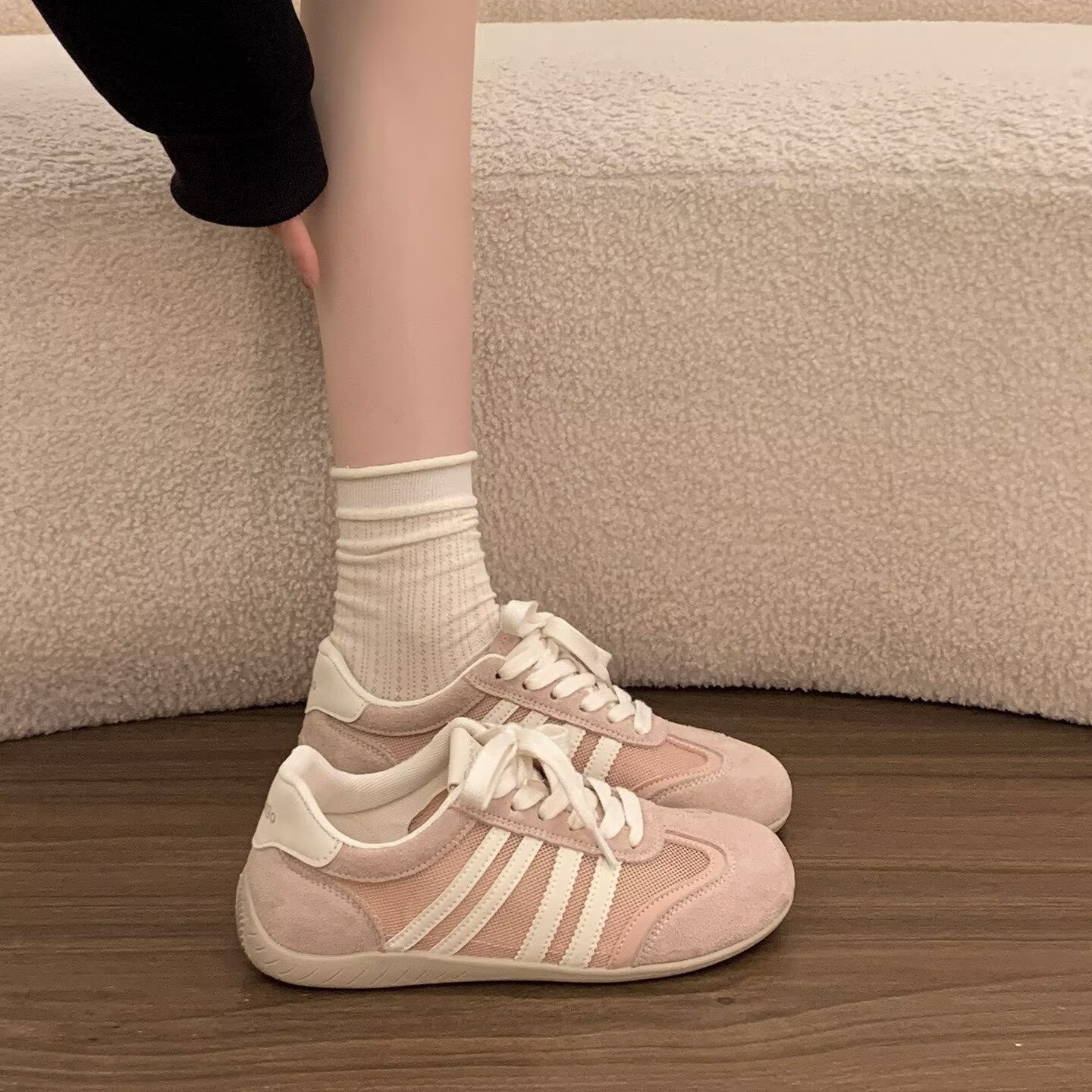Nuevo nicho chino original de malla plana zapatos de entrenamiento para mujeres 2026 verano nuevos estudiantes zapatos casuales blancos